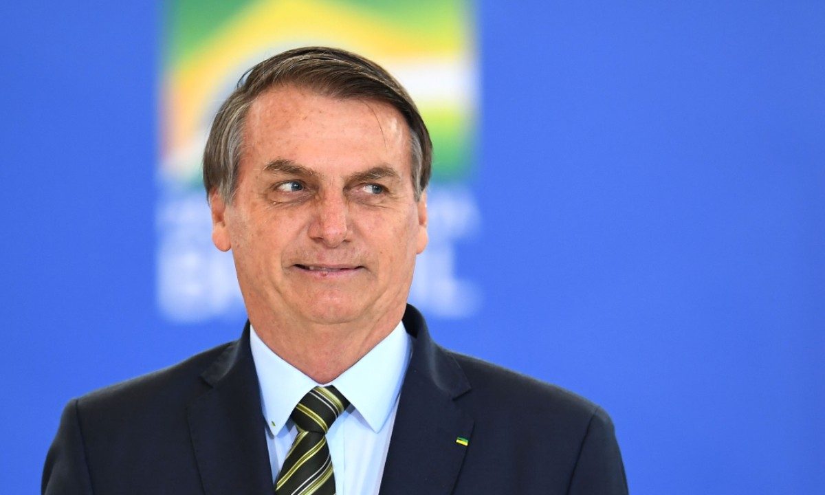 Bolsonaro deve vetar reajuste de servidor